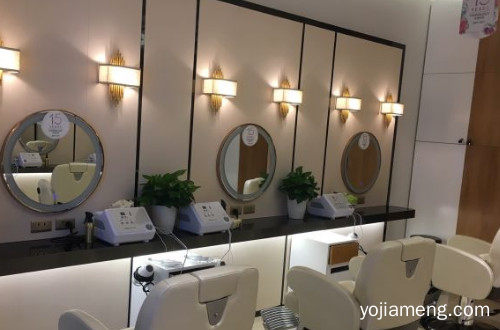 茶麸养发馆加盟连锁哪家好？锦风堂壮药茶麸养发馆怎样