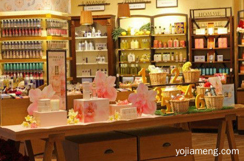有什么好的化妆品加盟店？化妆品有加盟店吗