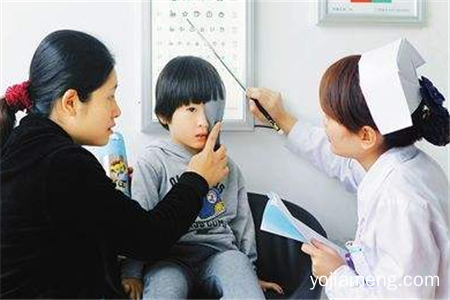 易视康眼镜加盟店如何做好装修