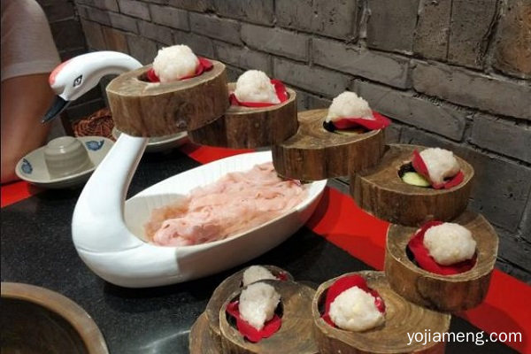 渝大狮老火锅好吃吗 渝大狮火锅总部在哪里