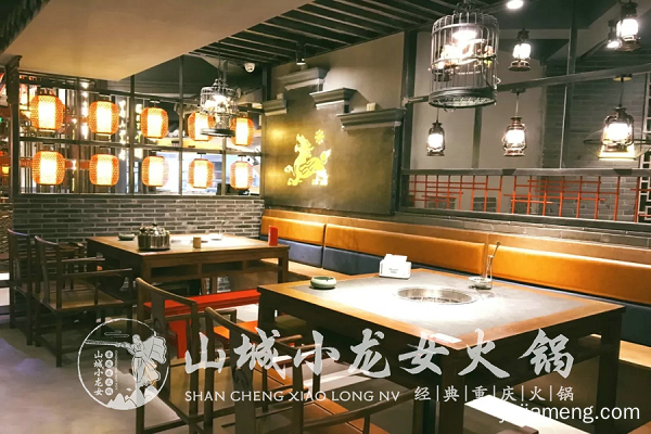 重庆老火锅加盟哪家好？40余年史，适合无经验创业者