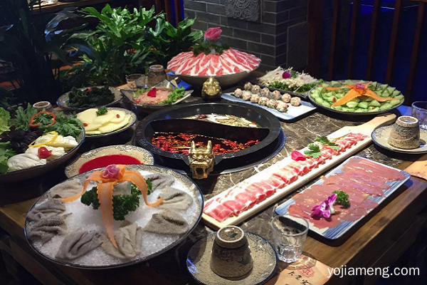 餐饮品牌怎么选择 火锅市场还有前景吗 巴蜀大当家好经营吗