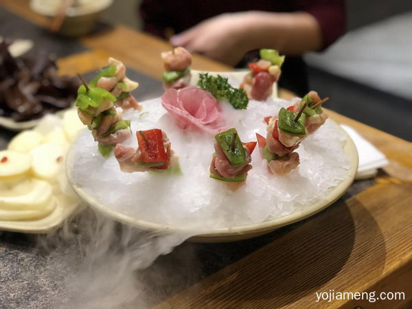 重庆必吃的老火锅，地道撩胃香飘万家