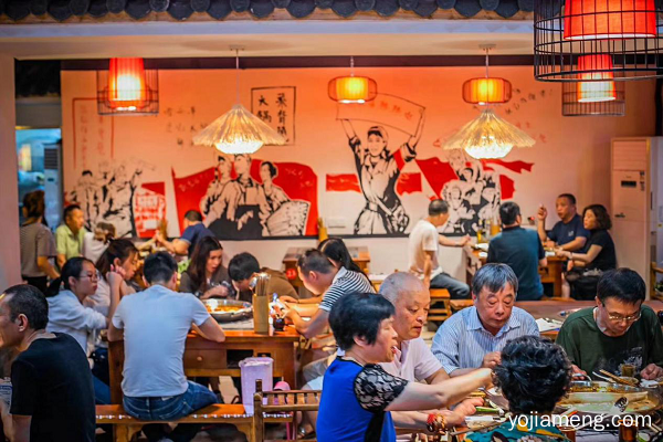 重庆口碑前十的火锅：重庆龙江码头老火锅等你解锁