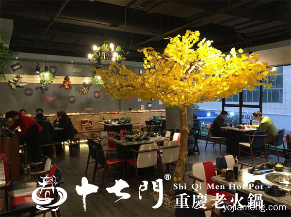 重庆火锅连锁店加盟：十七门成功扶持478位加盟商
