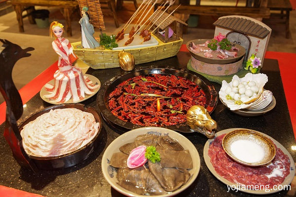 渝大狮老火锅想要加盟需要什么条件 多少费用