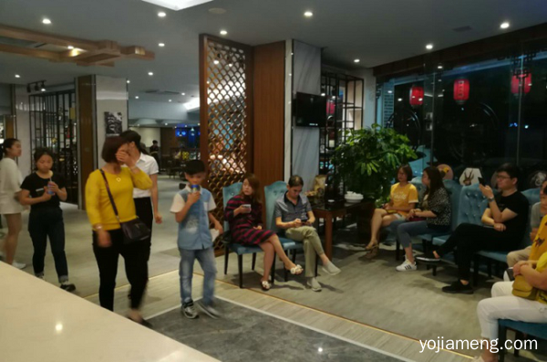 没有经验怎么开火锅店：开火锅店有哪些禁忌？