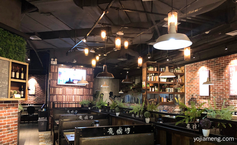 开一家魔锅坊麻辣香锅店怎么选址 如何做好前期筹备工作