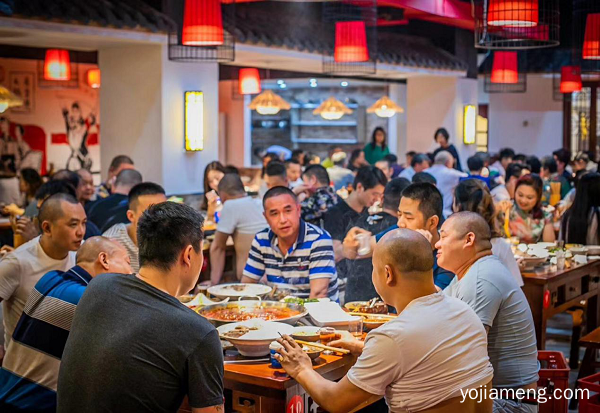 重庆正宗老火锅加盟哪家好？十七门火锅，绝不会让你失望