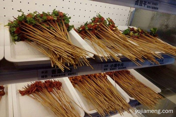 串串店怎么经营会红火 签年时光串串香传授经验