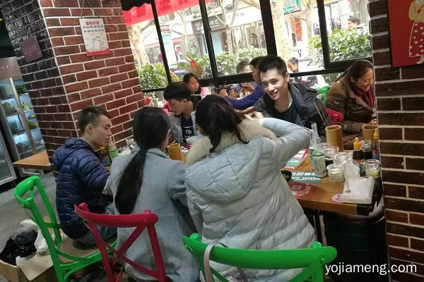 大成醉串串加盟条件不高 想加盟就要迅速行动