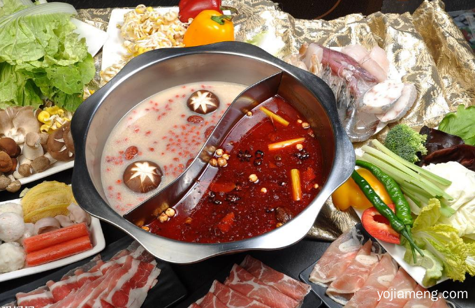 老板凳火锅：灌洲之味，传承巴蜀文化
