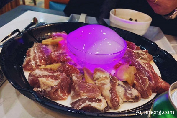 加盟牛腩火锅 需要多少钱多大店面