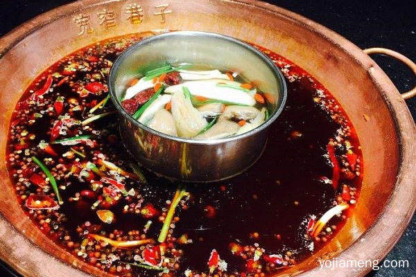 想创业开火锅店 宽窄巷子火锅有市场