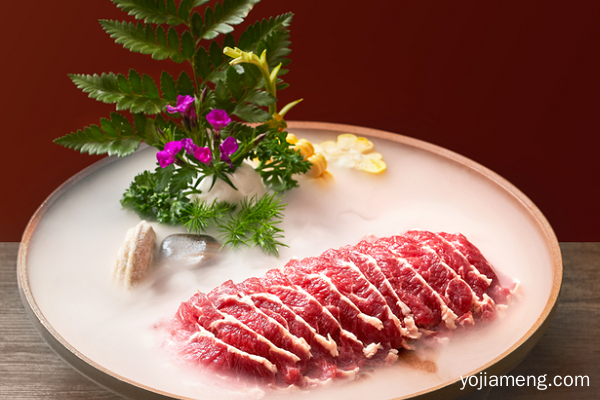 在县城创业 加盟庖丁家牛肆牛肉火锅好不好
