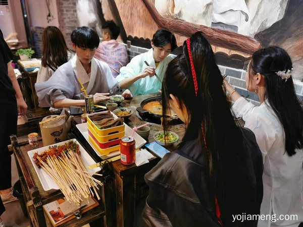 火锅加盟店怎么才能更好的经营下去