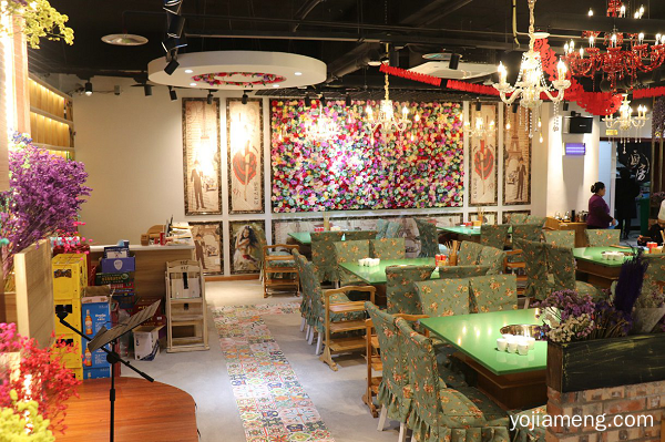 加盟一家重庆火锅店需要多少钱？创业开个火锅店多少钱？