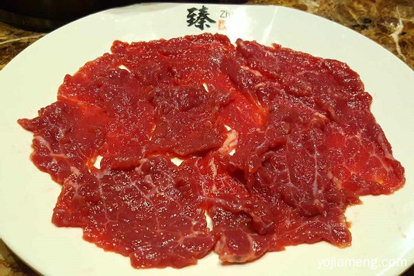 臻火锅开店经营 店面形象很重要