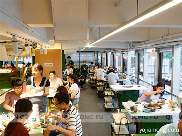 签功夫：串串香加盟店怎么才能站稳脚跟