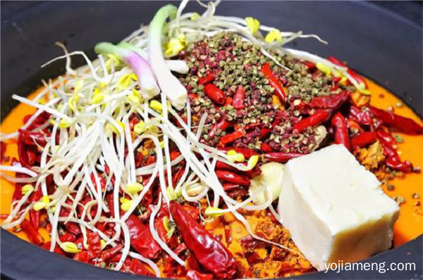 火锅控必须去的老店，在渝中区我找不到比这家更正宗的火锅店了！