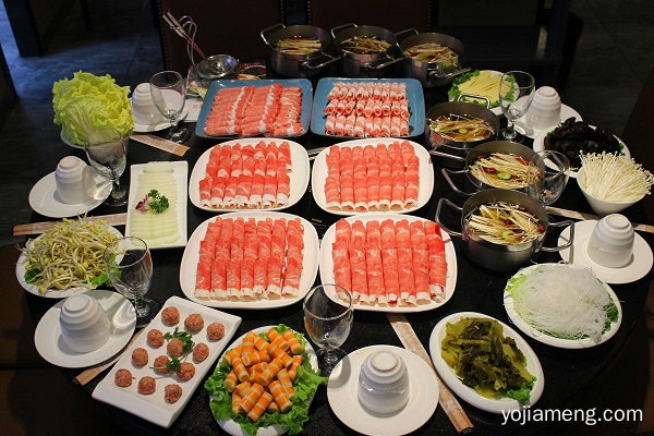 加盟小天鹅火锅，开餐饮旺店，赚丰厚财富