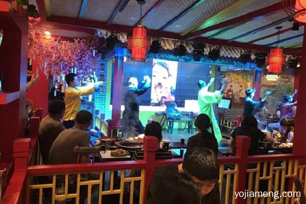 国庆节来重庆旅游，这家正宗重庆火锅店必须安排起！