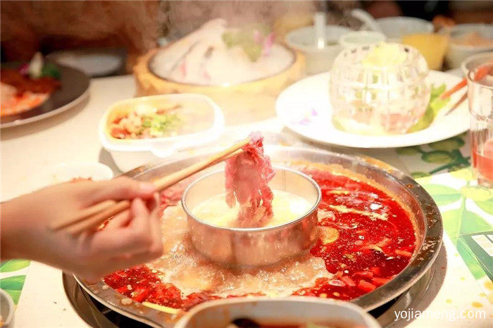 开一家四川火锅加盟店需要多少钱？八大成本预算！