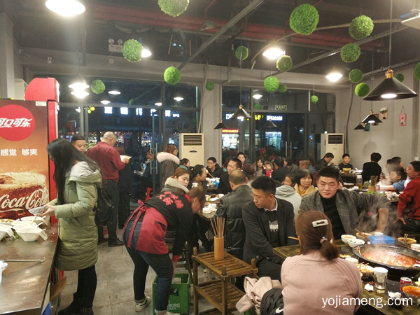 重庆出名的火锅加盟店，渝味楠老火锅生意很