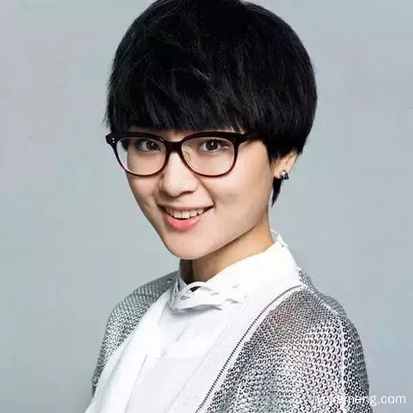 周笔畅LUNAR巡演深圳站，超大福利谭鸭血给你！