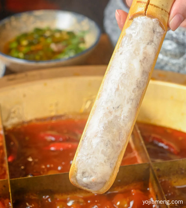 90都选择去的重庆正宗老火锅，争相GET火锅流行语