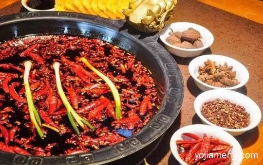 团圆，是一群人的火锅