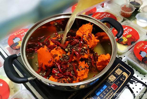 教你个小窍门~吃火锅再不用从上午排到凌晨了！