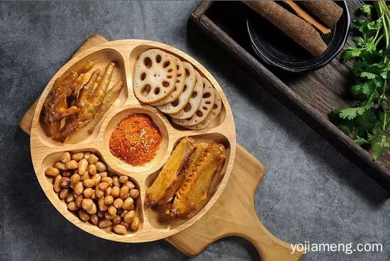 舌尖万圣节丨不吃火锅就捣蛋