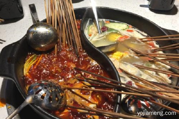 老板凳火锅揭秘：串串火锅能有多开店好？