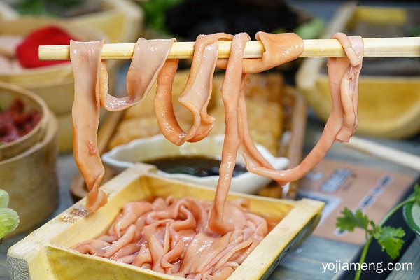 牵肠挂肚市井火锅加盟店：如何抓住顾客的视野