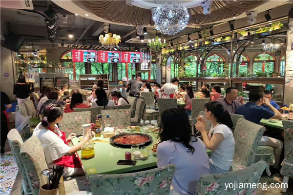 没有经验怎么开火锅店？宁夏固原张总选择十七门加盟
