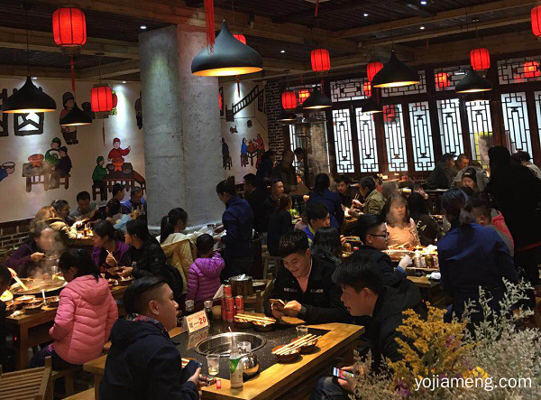 重庆火锅加盟哪家好？经营四要素不要忘
