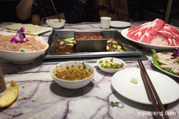 宽窄巷子火锅需要加盟费吗 贵不贵