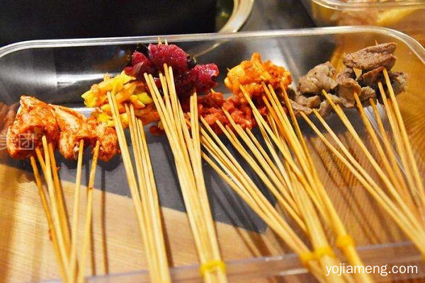 串大侠火锅串串加盟 优势多经营轻松