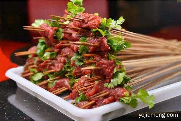 开个串串店会火吗 签年时光串串香加盟是正确选择