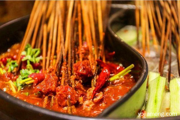 唐记煌串串香加盟：教你如何轻松经营好一家串串香店