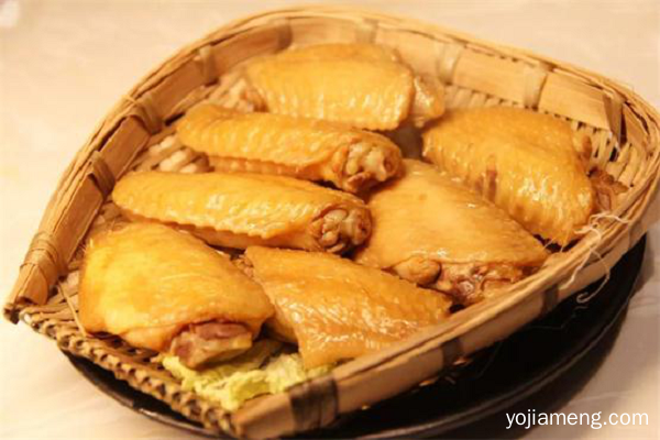重庆情满山城老火锅夏日火热来袭，满足你的胃更满足你的味！