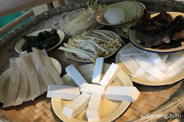 泥巴小院市井火锅加盟有哪些特别的优势