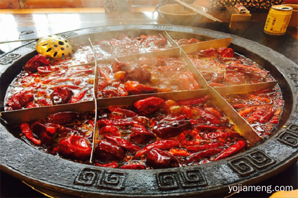 广东有哪些好吃的重庆火锅店？来这家店吃的都是回头客！