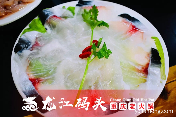 重庆本地人推荐火锅：来龙江码头安慰你躁动的荷尔蒙