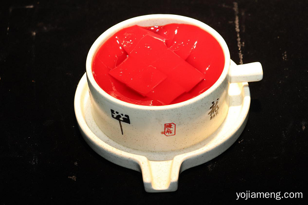 雪中送火，来重庆当地人吃的十七门火锅，这个冬天太温暖！