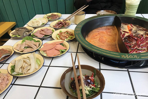 有拈头成都市井火锅店内装修风格是什么 装修有支持吗 选址复杂吗