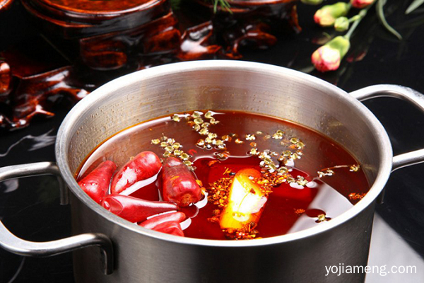 加盟七角小串火锅串串好吗 获利有几成