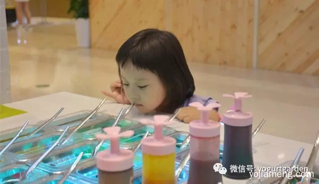 凯德MALL生意火的冰淇淋店