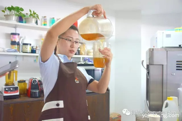 新品品尝会的召开，新品发布还会晚吗？